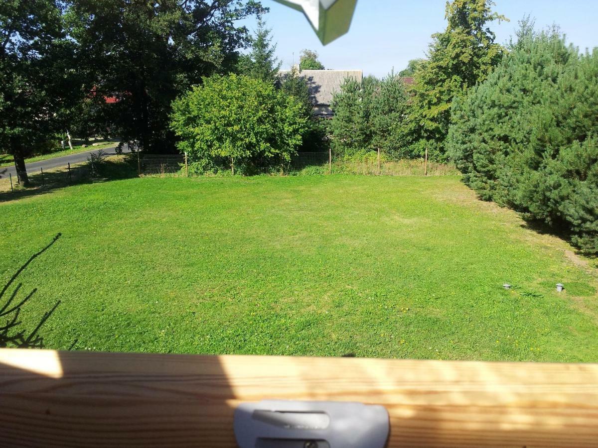 Der Kleine Bauernhof Keine Arbeiter Zadnych Pracownikow Appartement Lubiatow  Buitenkant foto