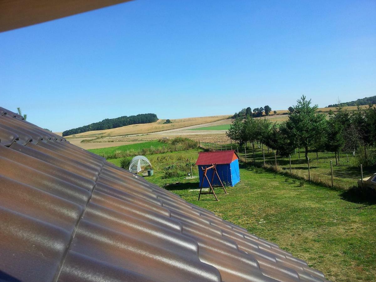 Der Kleine Bauernhof Keine Arbeiter Zadnych Pracownikow Appartement Lubiatow  Buitenkant foto