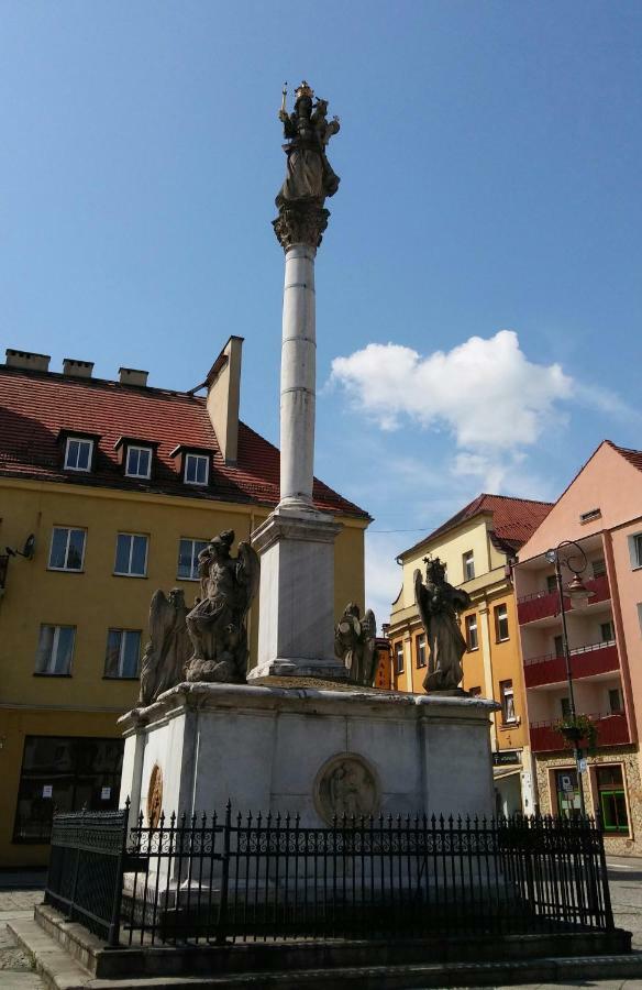 Der Kleine Bauernhof Keine Arbeiter Zadnych Pracownikow Appartement Lubiatow  Buitenkant foto
